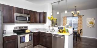 Stone Ridge Flats & Townhomes Gallery 21