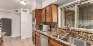 2109 S Stanley Place Gallery 14