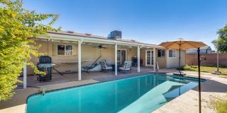 4bed, 2bath Glendale home with a pool! Gallery 47