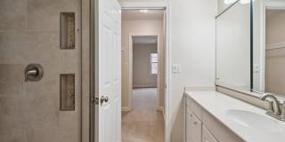 8312-532 KINGSGATE Road Gallery 22