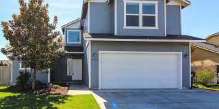 5241 Chris Street Gallery 1