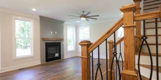 Room in 4 Bedroom Home at Edgerton Dr Gallery 18