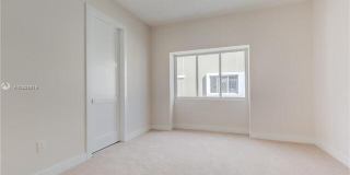 682 NE 43rd Street Gallery 19