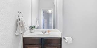 21518 Andrews Garden Gallery 10