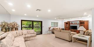 46 Stratford Lane W Gallery 4