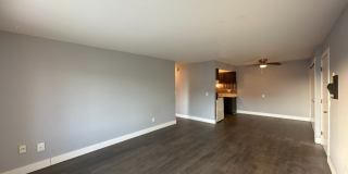 River North Village Gallery 4