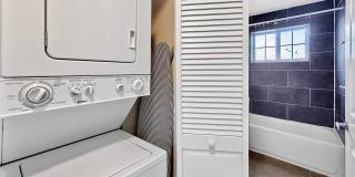 SLOAN'S LAKE: 2-BEDROOM UNIT WITH HIGH-END FINISHES Gallery 17