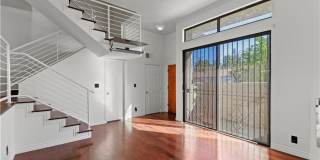Gorgeous NOHO Townhome for Rent Gallery 1