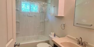 4 Bed Single Family Home Available Now! Gallery 9
