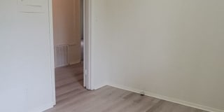 Huge 3 bedroom/1 bath upstairs apartment with Water, Gas Range and Refrigerator! Gallery 19