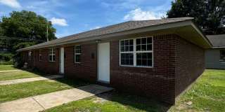 2 BED / 1 Bath Apartment in Truman.  READY NOW! Gallery 1