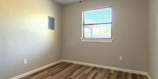 6710 SW Embassy Cir - AVAILABLE NOW! Gallery 11