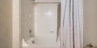 Beautiful Two Bedroom Condo in Littleton Gallery 15