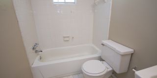 Cedarbrook Apartments Gallery 12