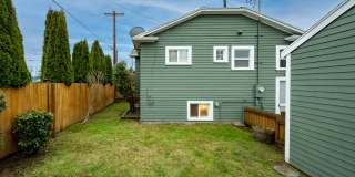 Charming 3 Bedroom/2 Bath Craftsman Home for Lease in Phinney/Greenlake Gallery 37