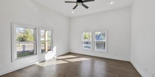 3222 Travis Street Gallery 7
