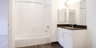 The Landings at Port Imperial Gallery 43