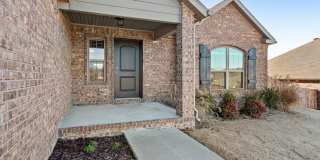 1923 Price Ave Gallery 3