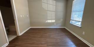 Regency Square Condo, 324 N. Ross, Unit A3 Gallery 7