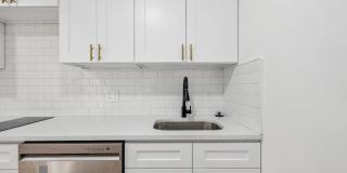 1223 SPRUCE Street Gallery 5