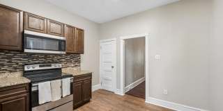 5428 WHITBY Avenue Gallery 10