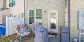 Room in 4 Bedroom Home at Warm Springs Ln Gallery 18
