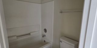 MIDDLE CREEK Gallery 27
