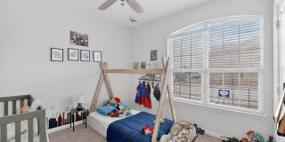 423 Pepperbark Avenue Gallery 33