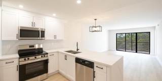 2322 S Cypress Bend Dr Gallery 1