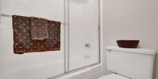 Pine Meadows Apartments Gallery 31