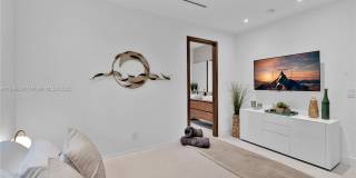 2110 NE 197th Ter Gallery 46