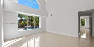 16449 SW 84th Pl Gallery 36
