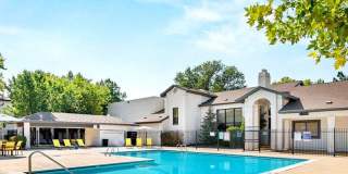 Ashford Apartments Gallery 4