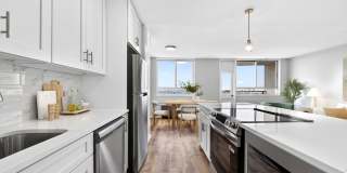 100 MANHATTAN AVE Gallery 4