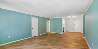 Bright & Stylish 2BR/1BA Condo in Sought-After Sumner Court in Bethesda Gallery 8