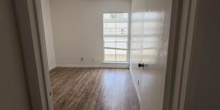 310 S Argyle 106 Gallery 44