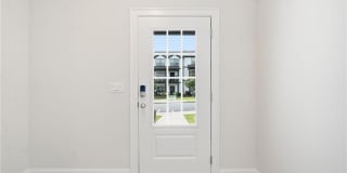 407 Lincoln Street Gallery 11