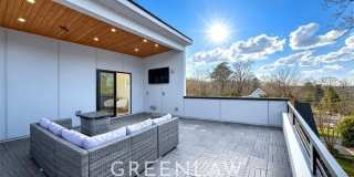 2785 Memorial Drive SE Gallery 56