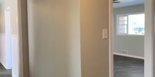 3807 26th Street Gallery 11