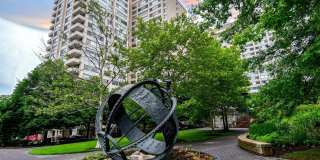 4515 WILLARD Avenue Gallery 1