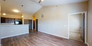 Grand Prairie Apartments & Townhomes Gallery 13