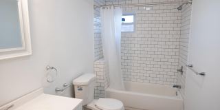 2227 E CUMBERLAND Street Gallery 9