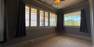 Fabulous Bankers Hill location 3 Bedroom Top-floor duplex unit Gallery 12