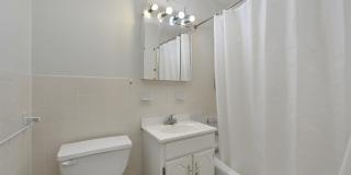 100 MANHATTAN AVE Gallery 5