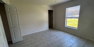 Coming Soon  Newer  3/2 Duplex -1 car garage Gallery 18