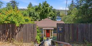 Beautiful Spacious 3-bedroom 2-Bath in Oakland! Gallery 31