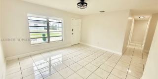 11952 SW 37th Ter Gallery 2
