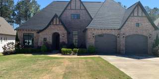 Gorgeous Home on the Golf Course at AU Club Gallery 1