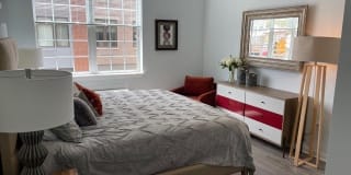 City Line East Gallery 32