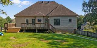 Trussville: 4/3 on acre lot, private lot Trussville: 4/3 on acre lot, private lot Gallery 5